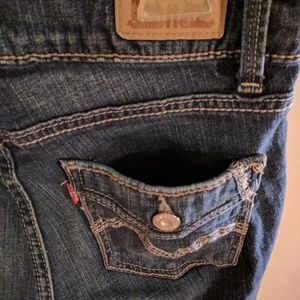 Levi's 529 size 4 curvy bootcut jeans